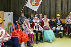 Naumburger Prinzenpaare mit Hofnarren besuchen den Kindergottesdienst (Foto: Karl-Franz Thiede)